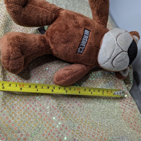 Hershey's cocoa bear plush - Picture 6 of 6